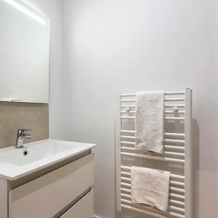 Exceptional - Terrace 2p Oullins Apartment
